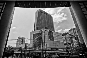 FQ8A6010_bw_2.jpg