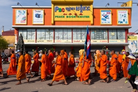 Human Rights march of the Monks and Supporters