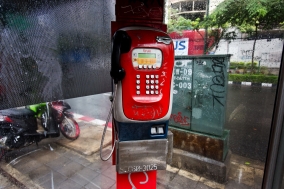 Public Phones in Bangkok, an enddangered Species