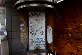 Public Phones in Bangkok, an enddangered Species