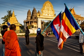 Roadblock on NR:5 during the Monk Walk; Justice brings Peace;